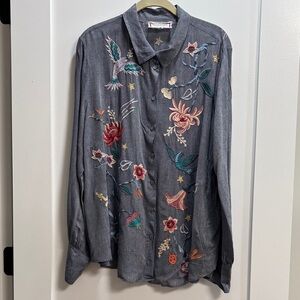 Johnny Was Charcoal/blue lightweight denim XL blouse with Colorful Embroidery